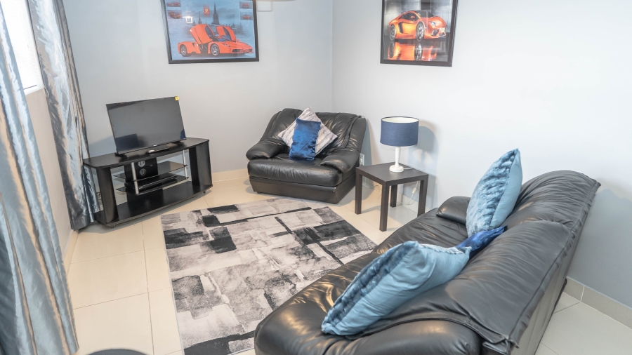 6 Bedroom Property for Sale in Rouxville Western Cape